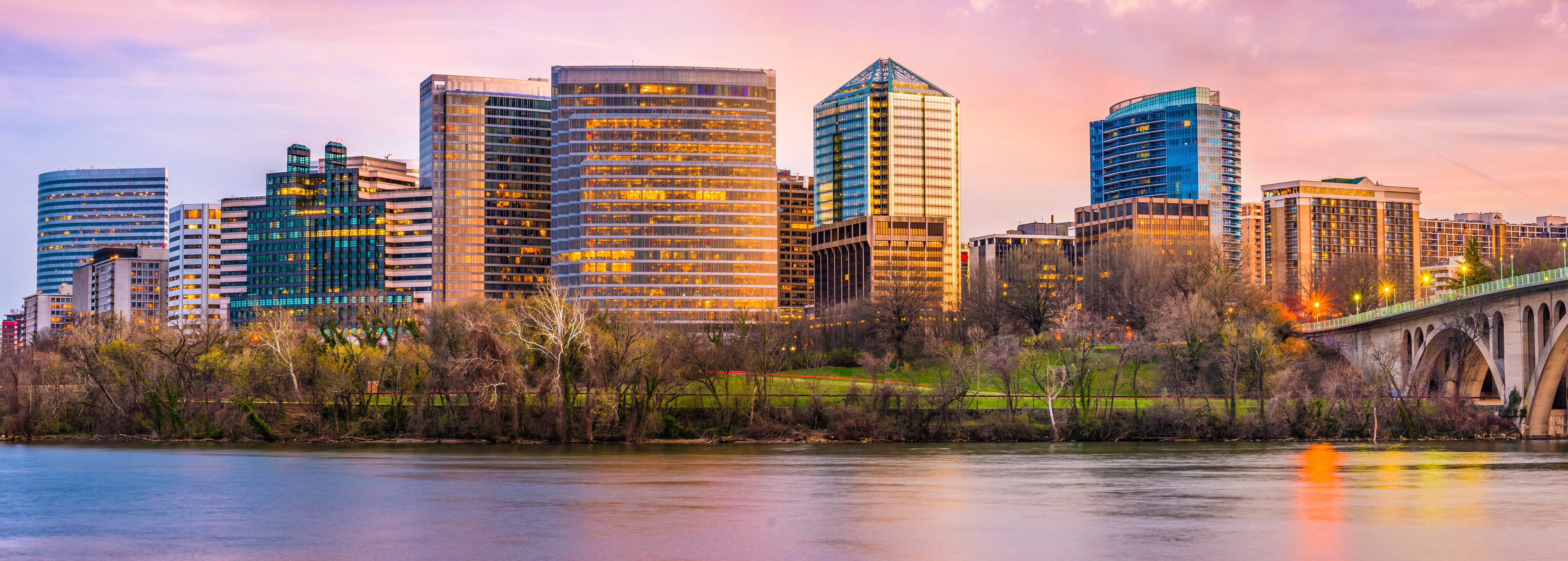 rosslyn-arlington-virginia-usa-skyline-2023-11-27-05-28-02-utc